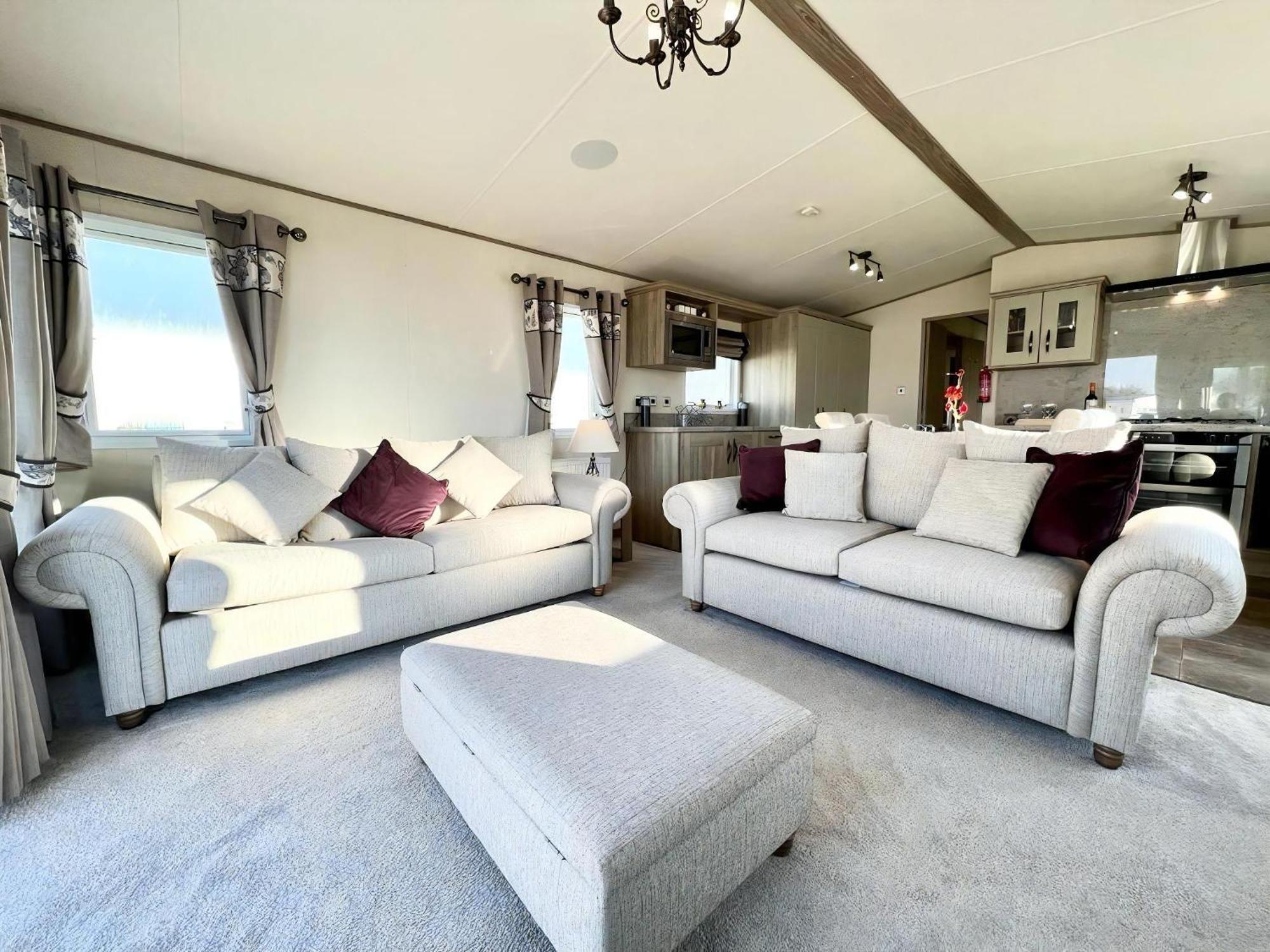 Stunning Caravan With Full Lake View At Southview Holiday Park Ref 33004Ml Skegness Ngoại thất bức ảnh