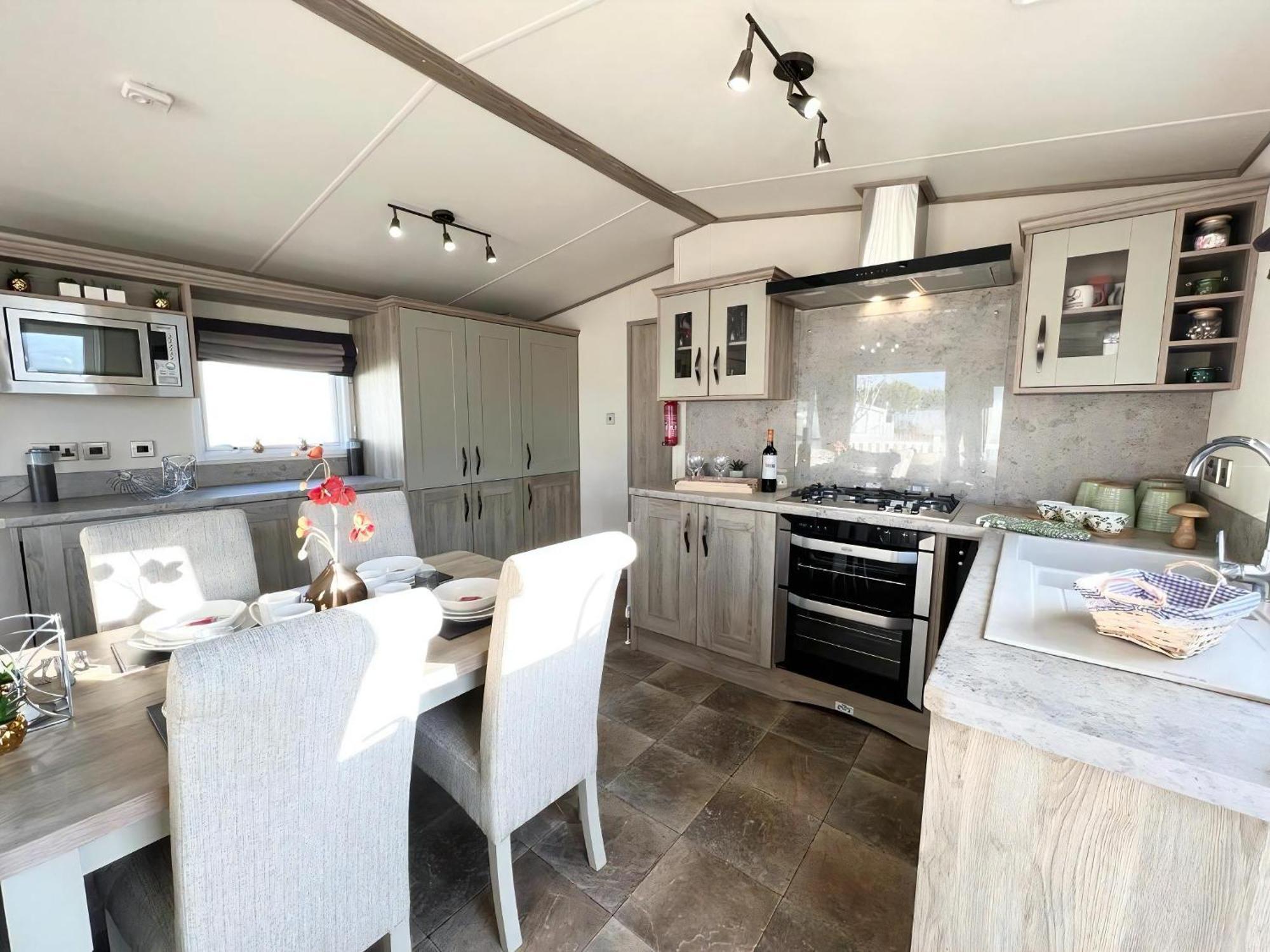 Stunning Caravan With Full Lake View At Southview Holiday Park Ref 33004Ml Skegness Ngoại thất bức ảnh